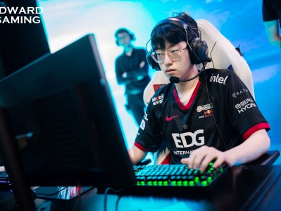 包含Scout新星表现优异表现突出，瑞士队前途光明！的词条最新手机游戏