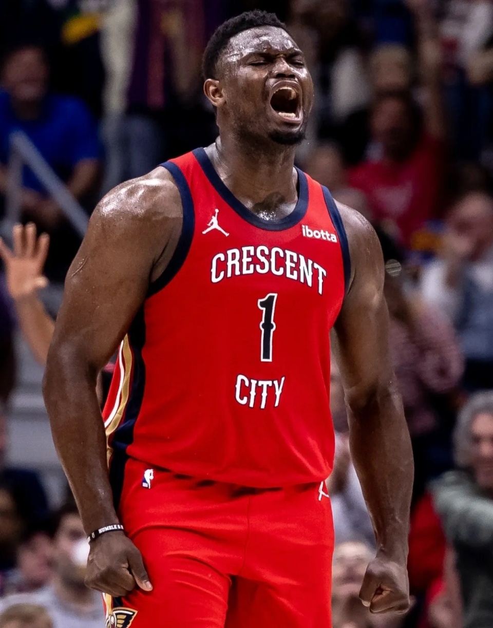 包含全明星赛今晚走向成谜，新奥尔良鹈鹕状态回暖，气氛紧张，更衣室氛围转暖的词条